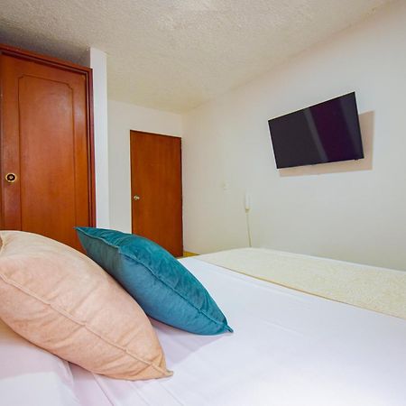 Hotel Toledo Plaza Armenia Kültér fotó