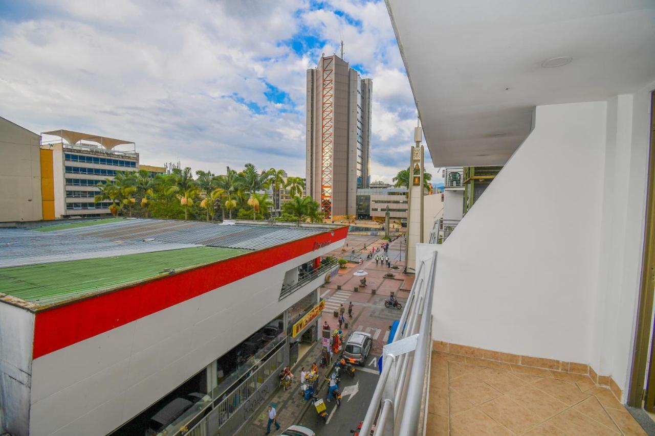 Hotel Toledo Plaza Armenia Kültér fotó