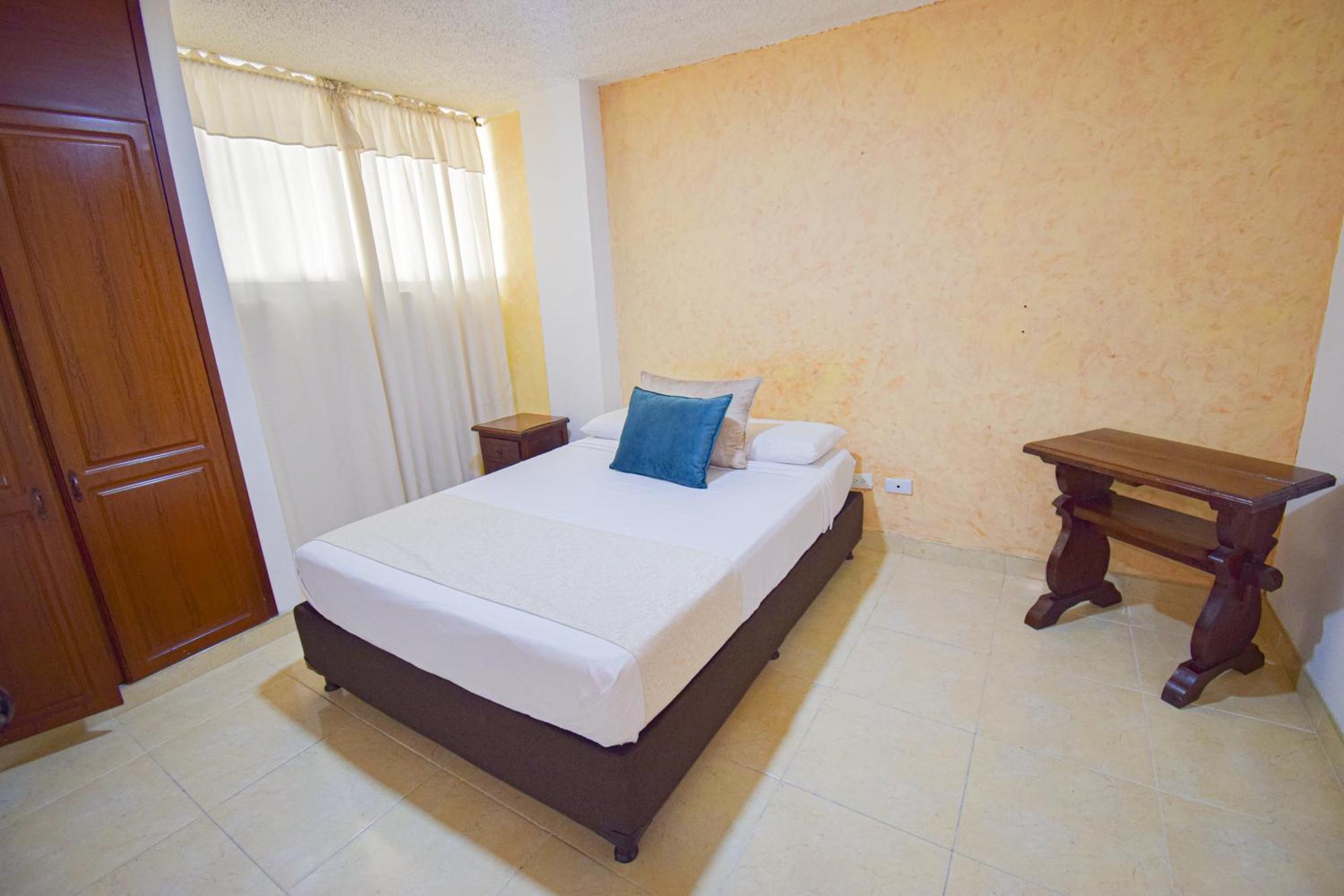 Hotel Toledo Plaza Armenia Kültér fotó