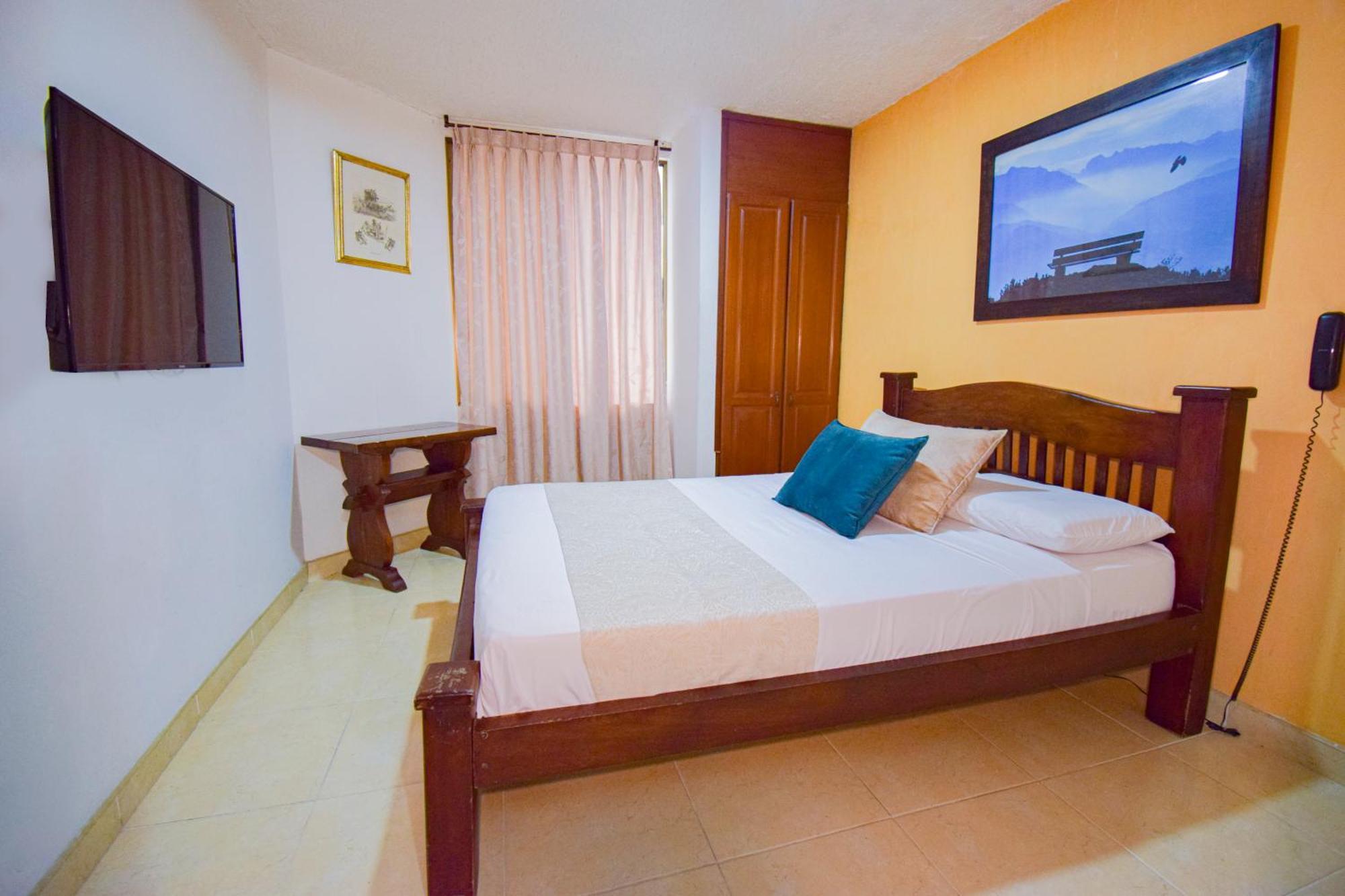 Hotel Toledo Plaza Armenia Kültér fotó
