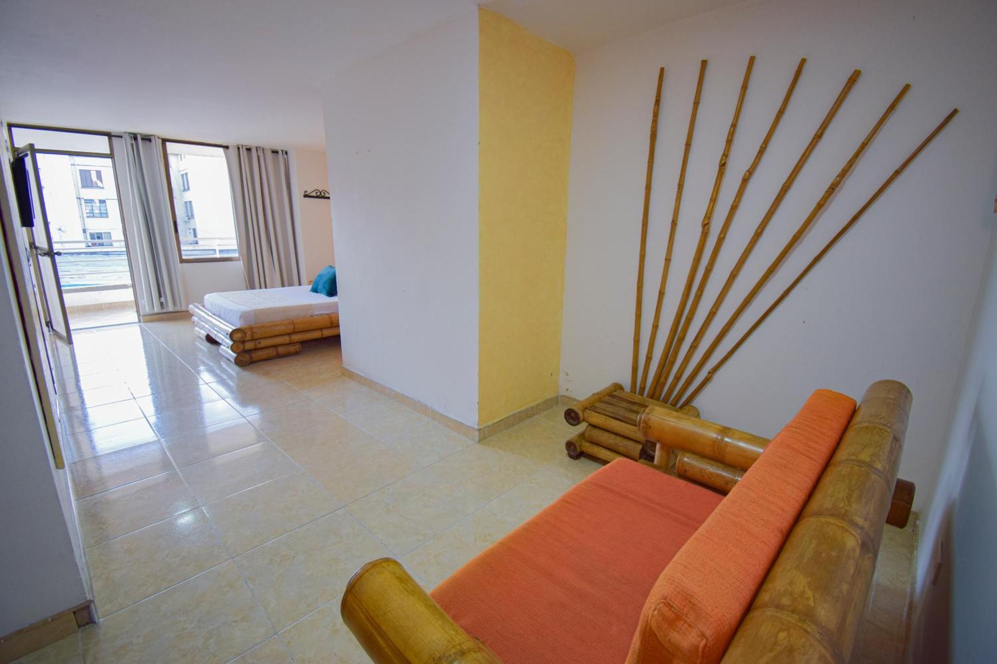Hotel Toledo Plaza Armenia Kültér fotó
