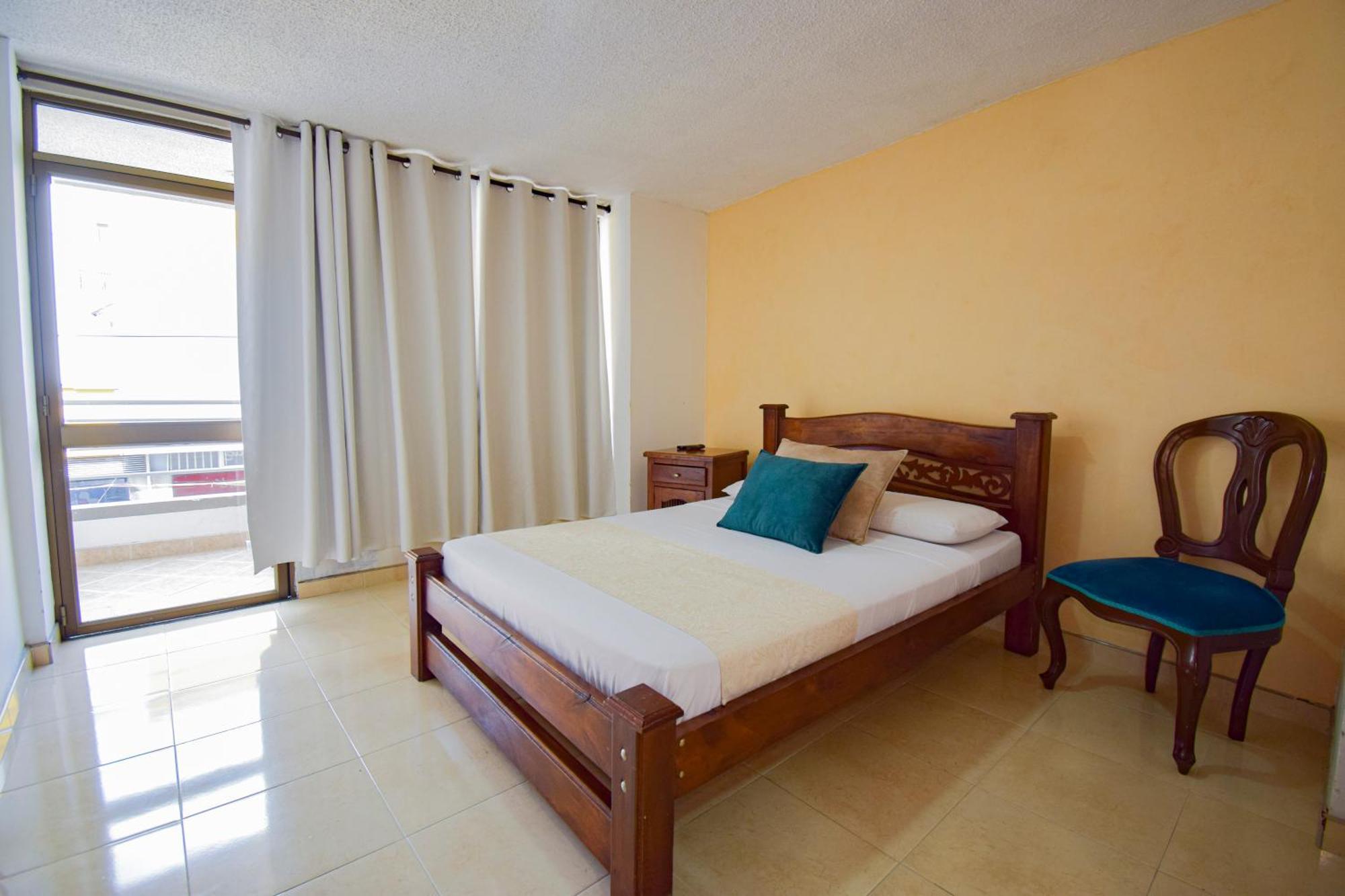 Hotel Toledo Plaza Armenia Kültér fotó